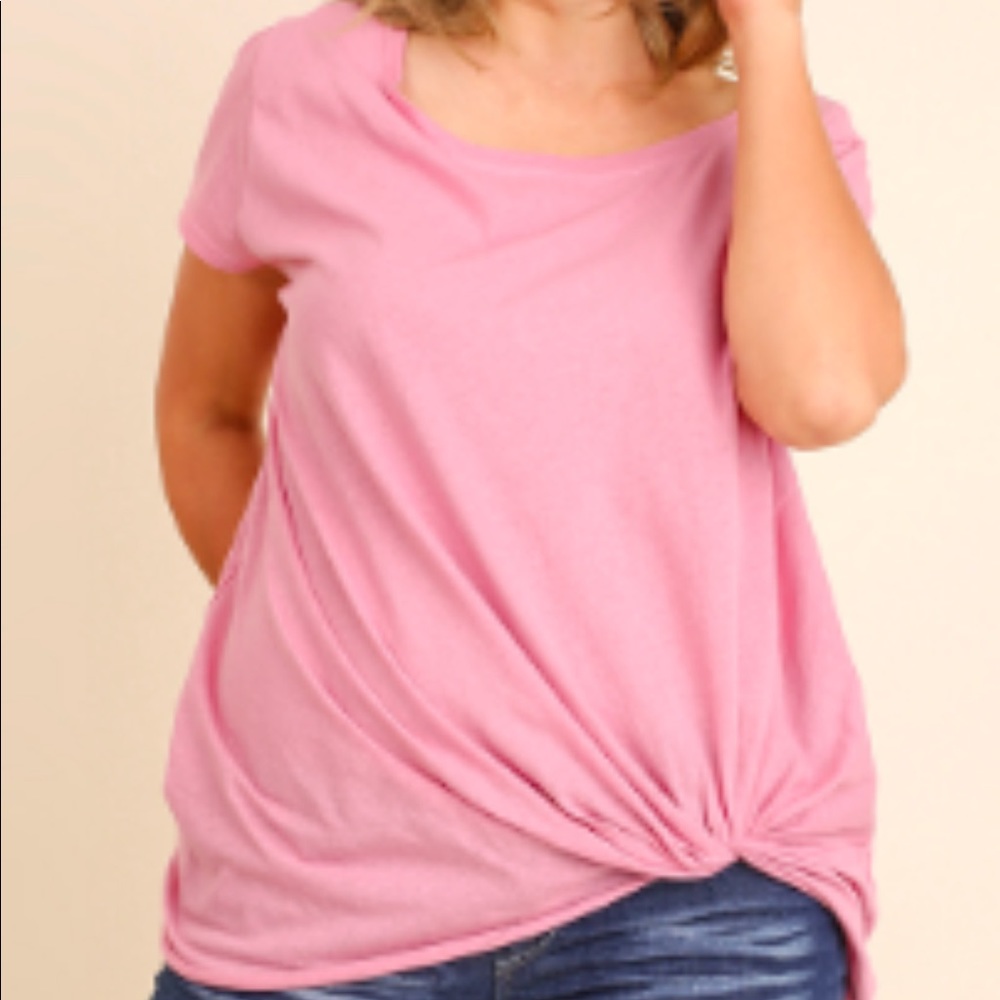 NWT Plus size 🌺🌺SALE🌺🌺 NWT Knot tee